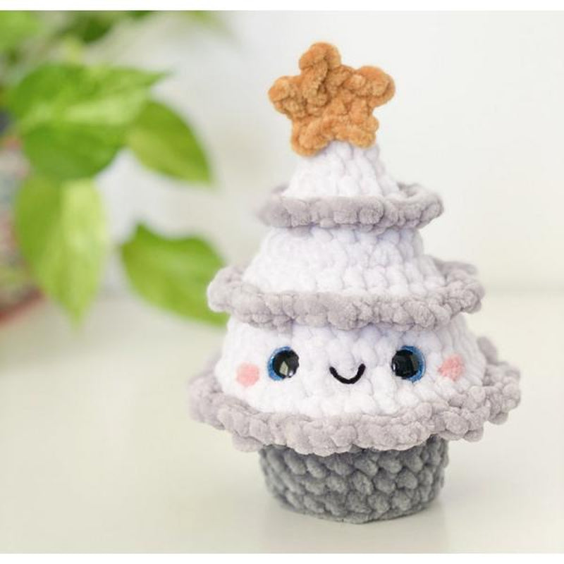 Christmas Tree Crochet, Amigurumi Crochet, Crochet Plushie (Handmade Goods Will Be Made by Hand so the Production Time Will Be a Little Longer)