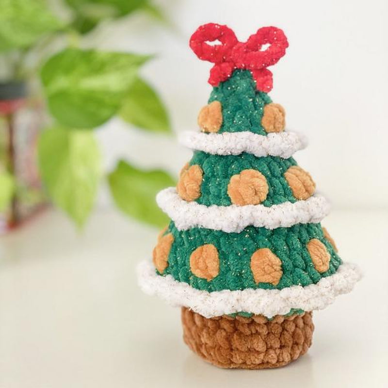 Christmas Tree Crochet, Amigurumi Crochet, Crochet Plushie (Handmade Goods Will Be Made by Hand so the Production Time Will Be a Little Longer)